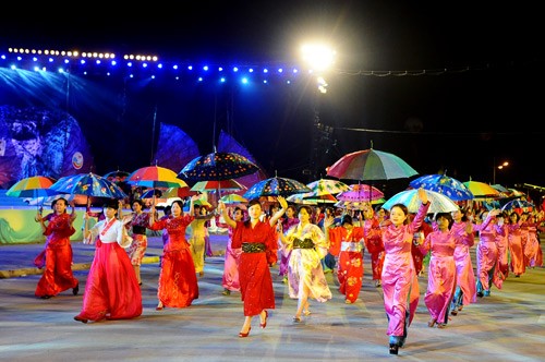  Carnaval Hạ Long  2013, thương hiệu của du lịch Quảng Ninh - ảnh 5